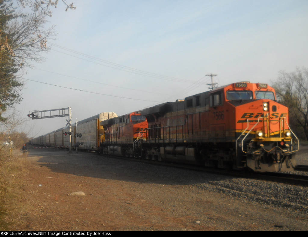 BNSF 7566 East